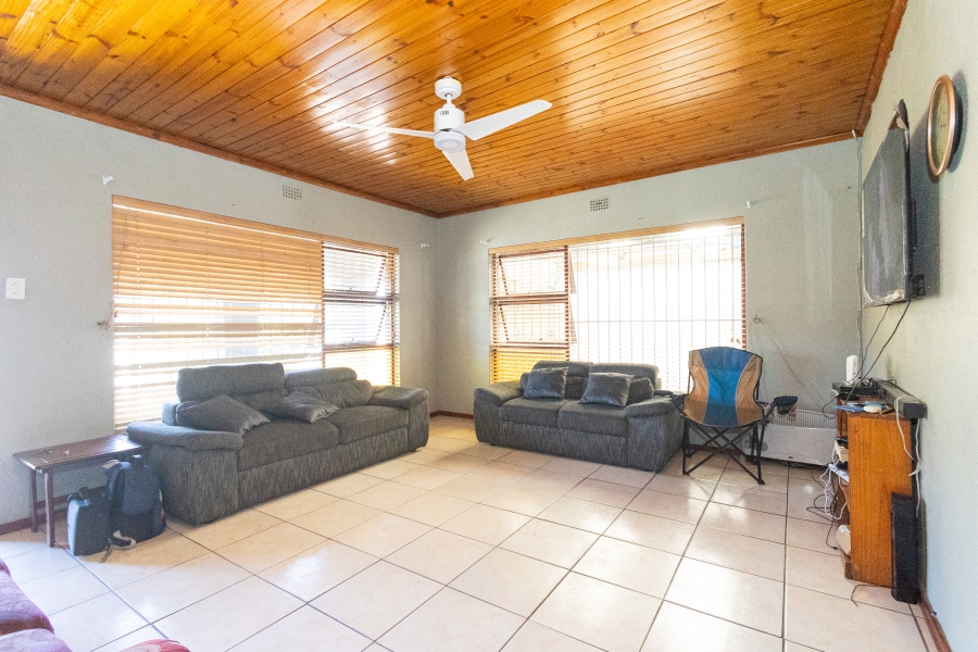 3 Bedroom Property for Sale in Ravensmead Western Cape